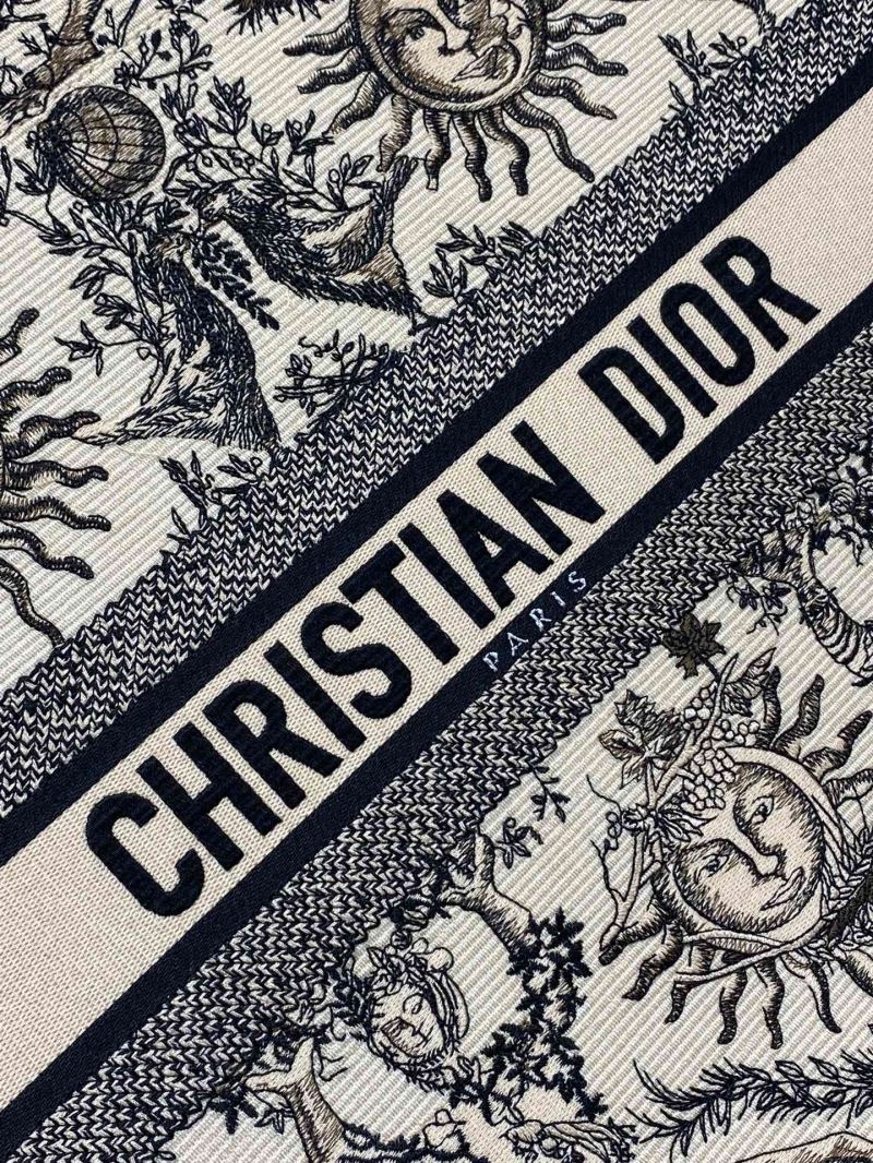 Christian Dior Shopping Bags